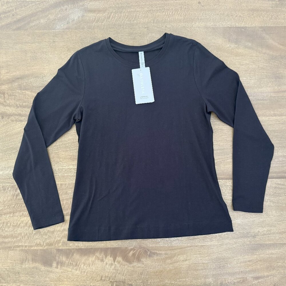 Athleta Outbound Top Medium Black NWT (Bundle 2+ items for 20% off)